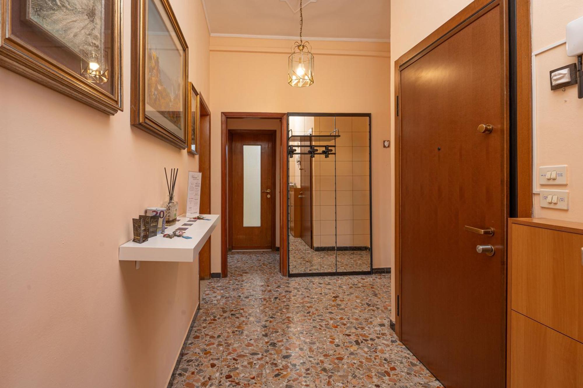 Appartamento Attico Vintage 10Min Da Arena Verona Kültér fotó